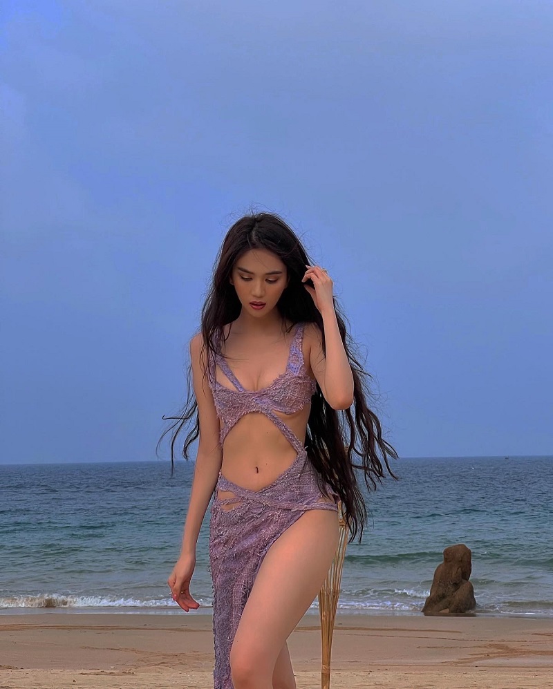 Ngọc Trinh Bikini 20