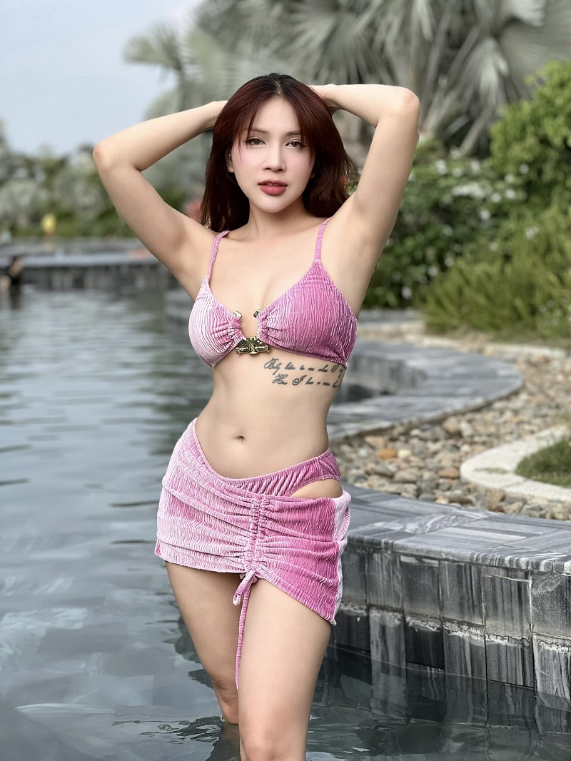 Khả Như Sexy 14