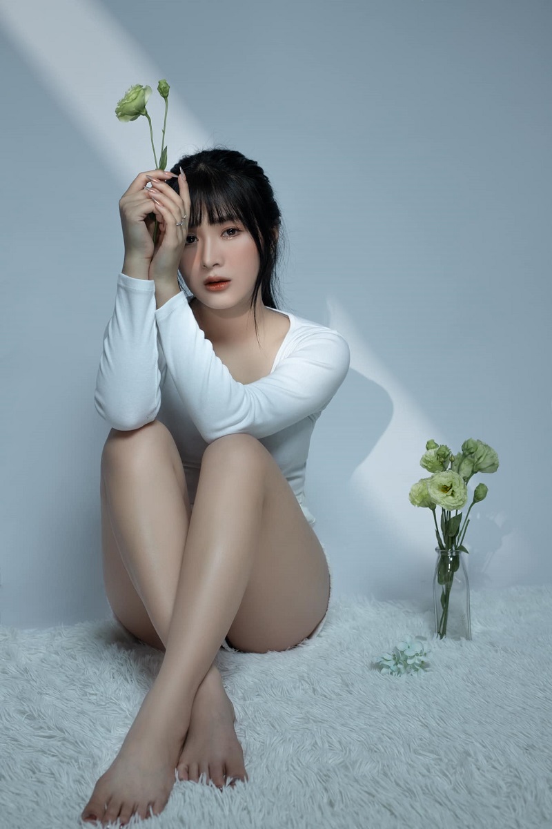 Quỳnh Alee sexy 14