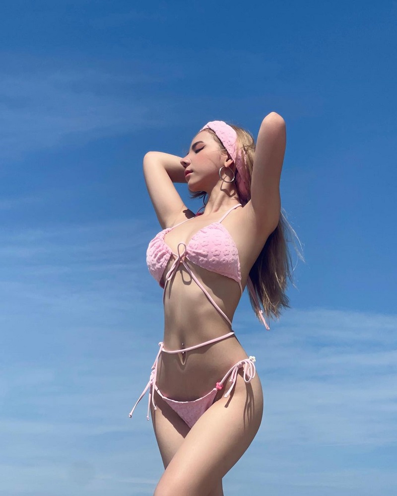 Quế Nhi Bikini 14